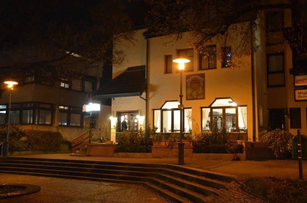 Hotel Zur Traube Moglingen Luaran gambar